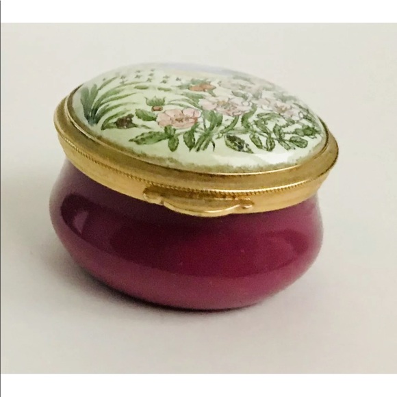 Staffordshire Enamels Other - New Vintage Staffordshire Box Enamel British